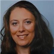 Professeur à domicile donne des cours du primaire à la terminale. Vous accompagne dans votre apprentissage et méthodologie.